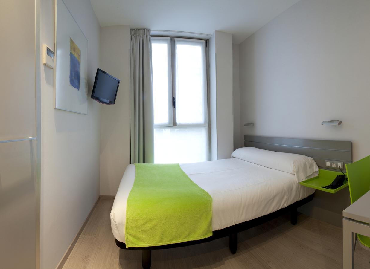 Hotel & Suites Arrizul Gros San Sebastián Cameră foto